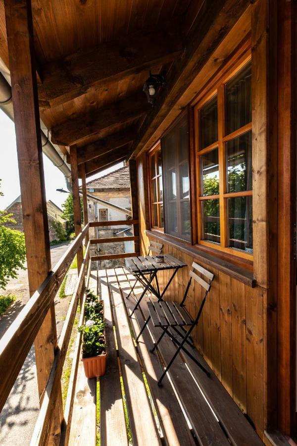 Penzion Dvur Krasikov Kokasice Exterior foto